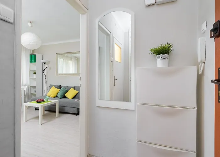 Apartment Shortstaypoland Jana Sobieskiego B82